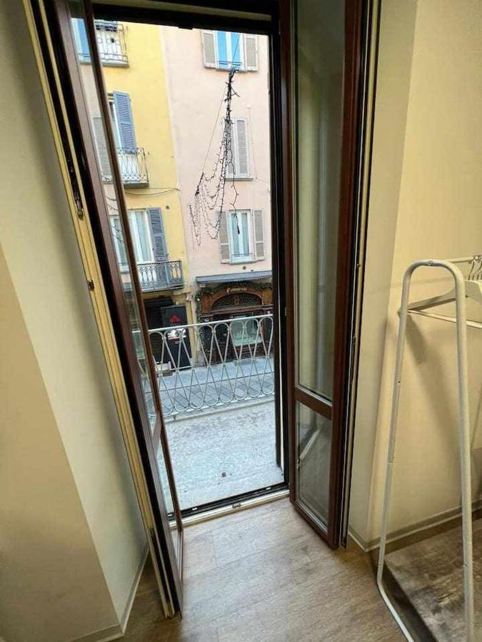 La Stanza Del Manzoni 1 Piano No Ascensore Pavía Exterior foto