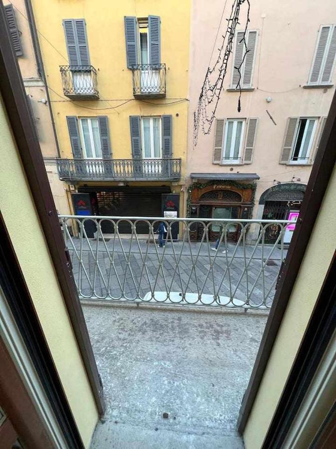La Stanza Del Manzoni 1 Piano No Ascensore Pavía Exterior foto